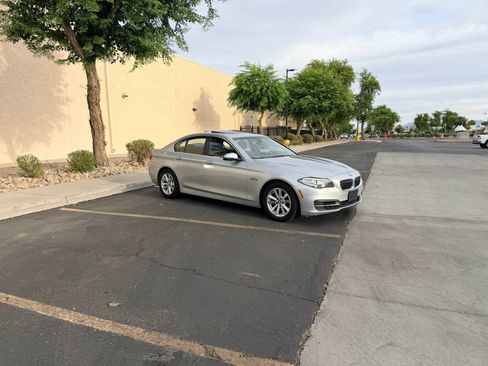Used 2014 BMW 528i Sedan RWD image 5
