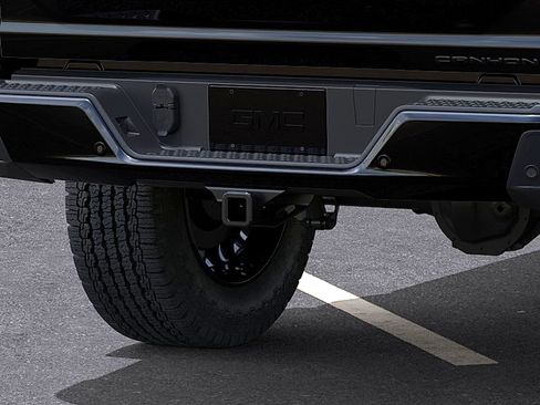 New 2026 GMC Canyon Denali w/ LPO, Denali Black Edition AWD/4WD image 14