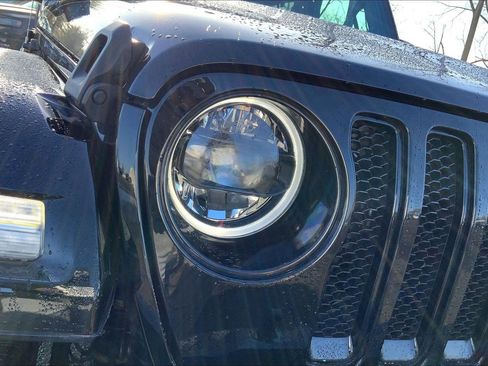 Certified 2023 Jeep Wrangler Altitude image 25