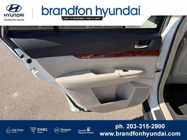 Used 2012 Subaru Outback 2.5i Limited AWD/4WD image 10