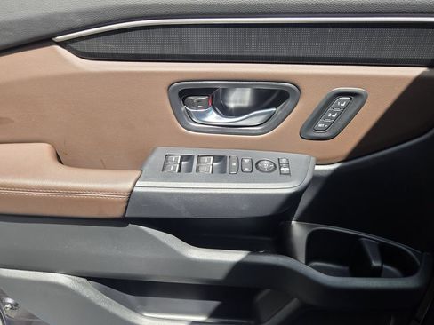 Used 2023 Honda Pilot Elite image 28