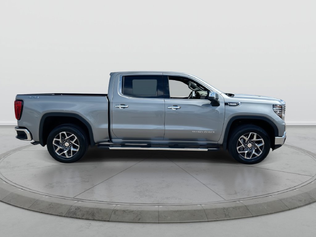 Used 2025 GMC Sierra 1500 SLT w/ SLT Premium Plus Package AWD/4WD image 9