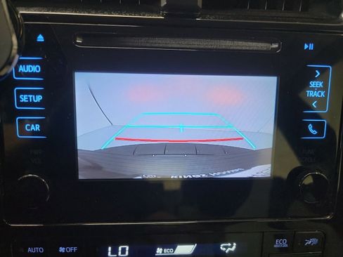 Used 2019 Toyota Prius XLE AWD/4WD image 23