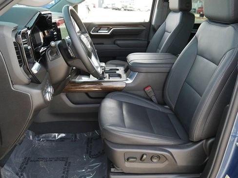 Used 2026 GMC Sierra 1500 Elevation w/ Elevation Premium Package AWD/4WD image 10