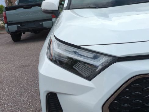 Used 2025 Toyota RAV4 SE AWD/4WD image 10