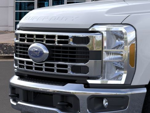 New 2026 Ford F250 XLT AWD/4WD image 17