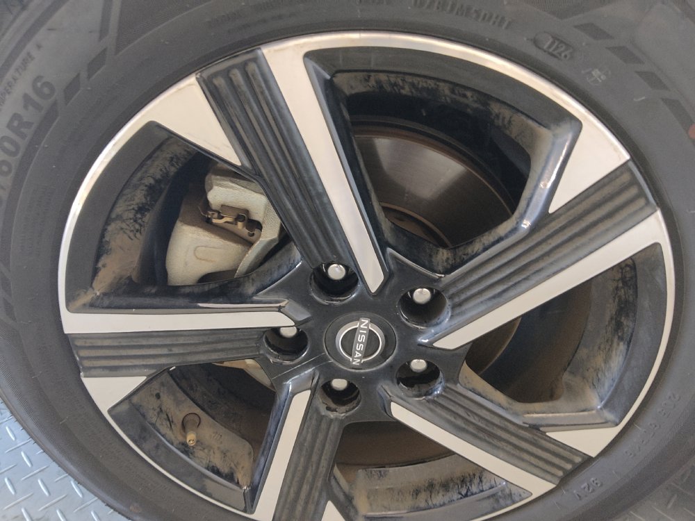 Used 2025 Nissan Sentra SV FWD image 31