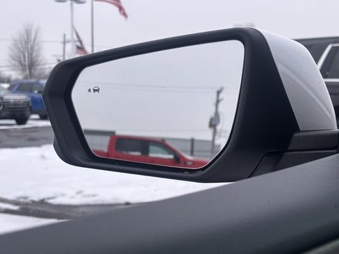 Used 2024 GMC Terrain Denali w/ Denali Premium Package image 34