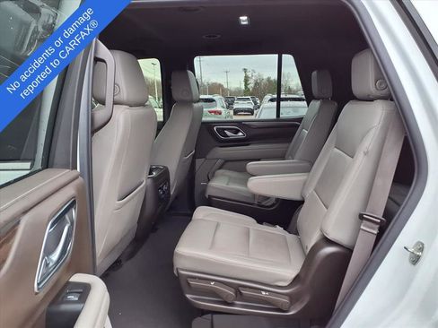 Used 2022 Chevrolet Tahoe LT w/ Luxury Package image 12