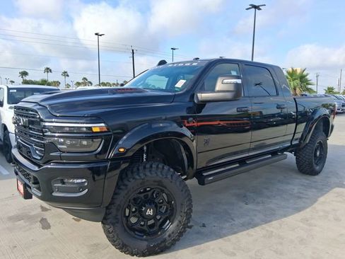 New 2026 RAM 2500 Laramie w/ Night Edition AWD/4WD image 3