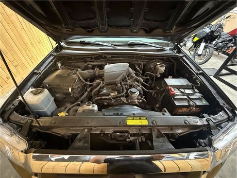 Used 2012 Toyota Tacoma 4x4 Access Cab w/ SR5 Pkg image 21