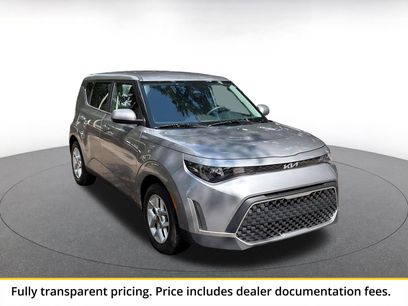 Used 2025 Kia Soul LX w/ LX Technology Package