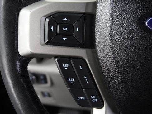 Used 2018 Ford F150 Lariat w/ Equipment Group 502A Luxury AWD/4WD image 16