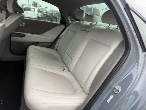 Used 2023 Hyundai Ioniq 6 SEL RWD image 4