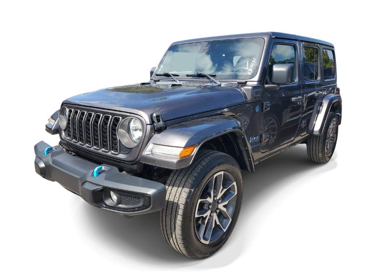Used 2024 Jeep Wrangler Unlimited AWD/4WD image 2