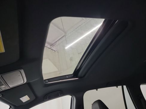 Certified 2023 Honda Passport TrailSport image 24