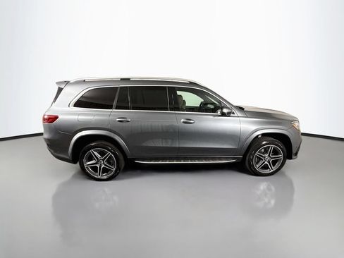 Used 2025 Mercedes-Benz GLS 450 4MATIC w/ AMG Line Exterior image 8
