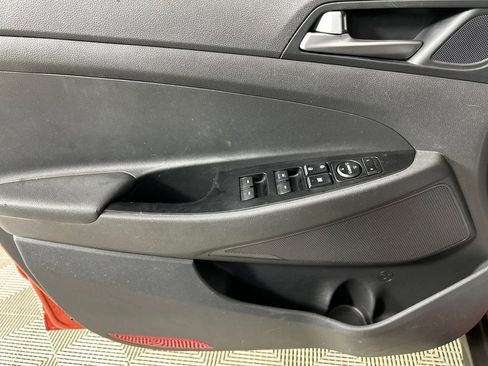 Used 2016 Hyundai Tucson SE image 11