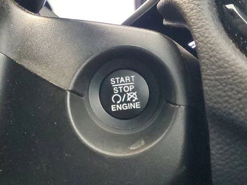 Used 2020 Jeep Compass Latitude image 33