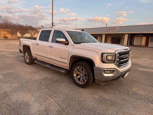 Used 2018 GMC Sierra 1500 SLT image 18