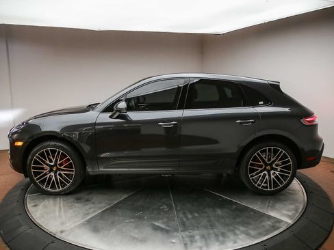 Certified 2025 Porsche Macan S AWD/4WD image 2