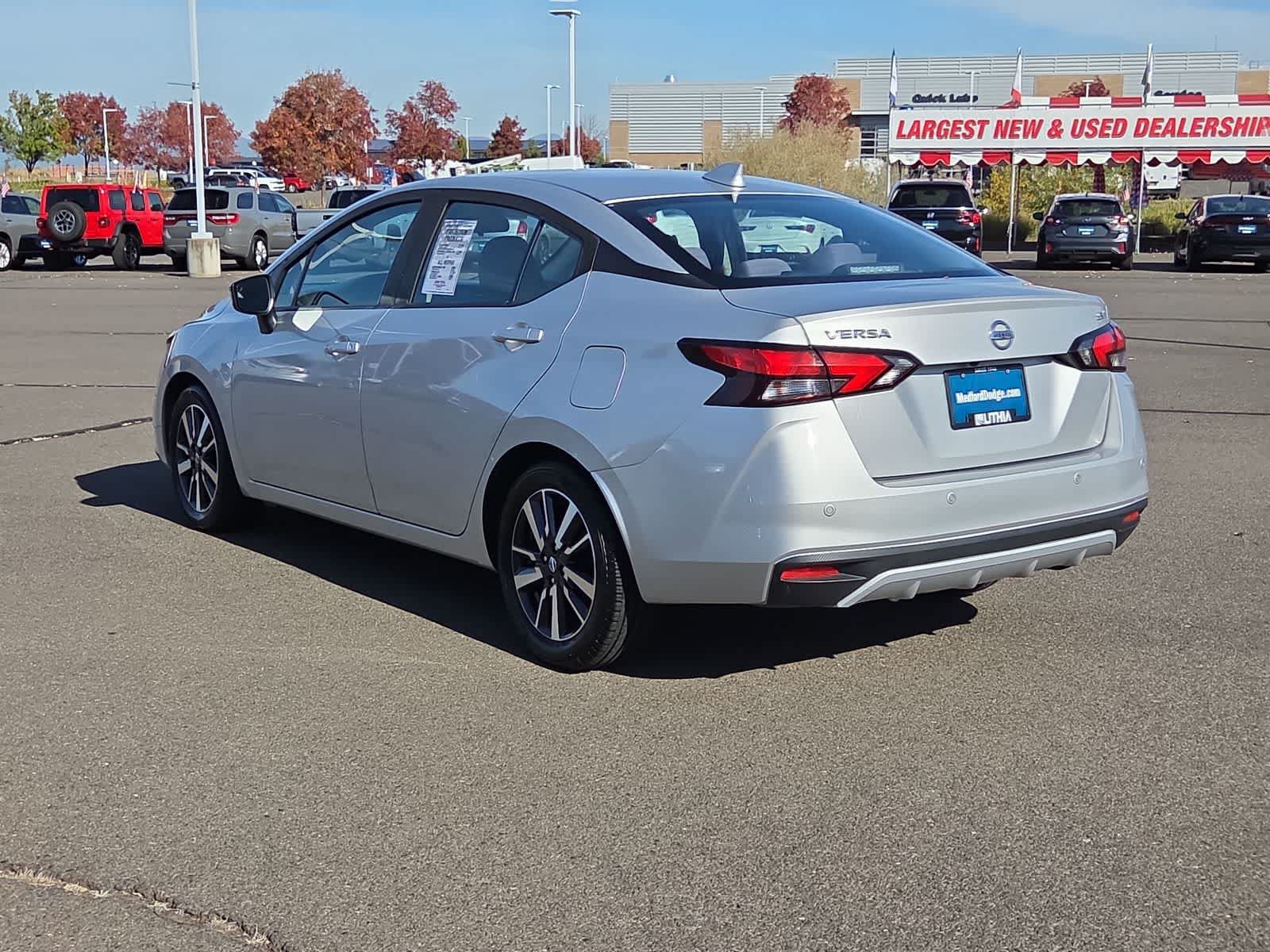 Used 2021 Nissan Versa SV FWD image 12