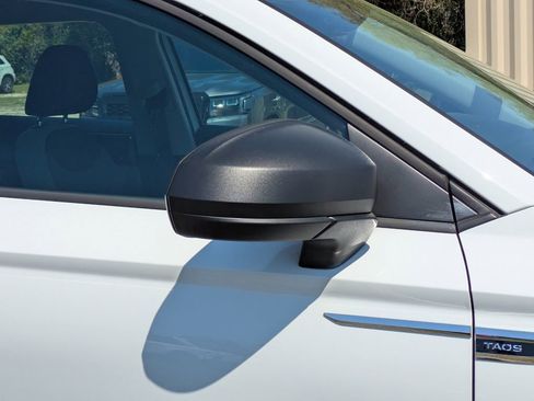 Used 2023 Volkswagen Taos S image 12