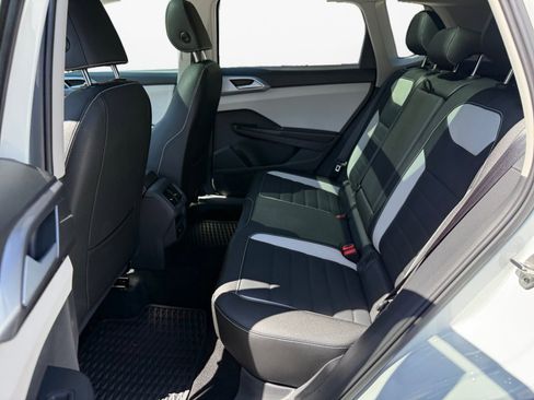 Certified 2025 Volkswagen Taos SEL w/ Black Wheel Plus Package image 12