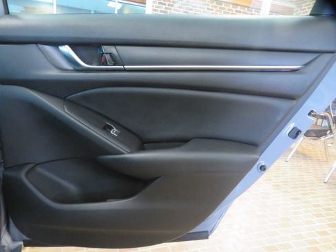 Used 2021 Honda Accord Sport image 20