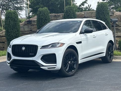 Used 2025 Jaguar F-PACE R-Dynamic S AWD/4WD image 1