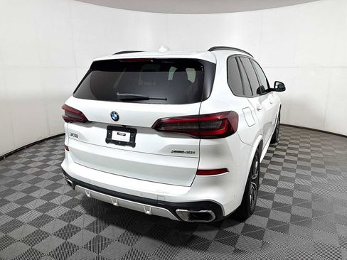 Used 2023 BMW X5 xDrive40i w/ M Sport Package AWD/4WD image 6