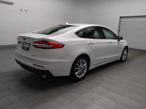 Used 2019 Ford Fusion SE image 9
