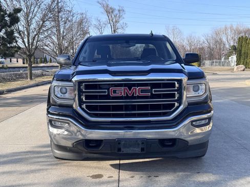 Used 2017 GMC Sierra 1500 SLE image 9