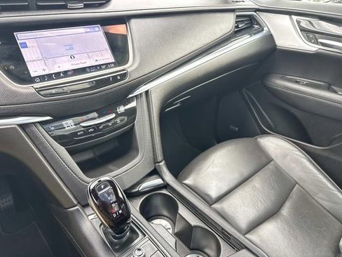 Used 2023 Cadillac XT5 Premium Luxury FWD image 34