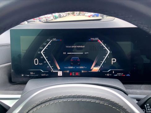 Certified 2024 BMW X5 xDrive40i w/ Executive Package image 25