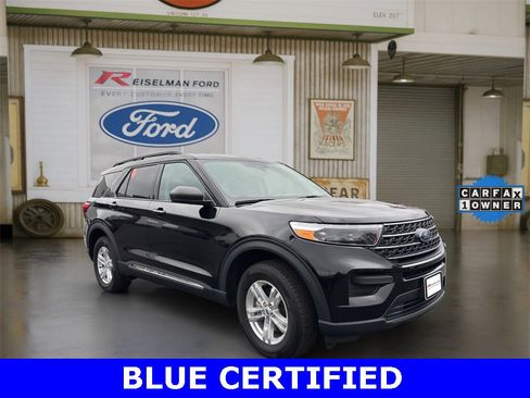 Certified 2022 Ford Explorer XLT image 1