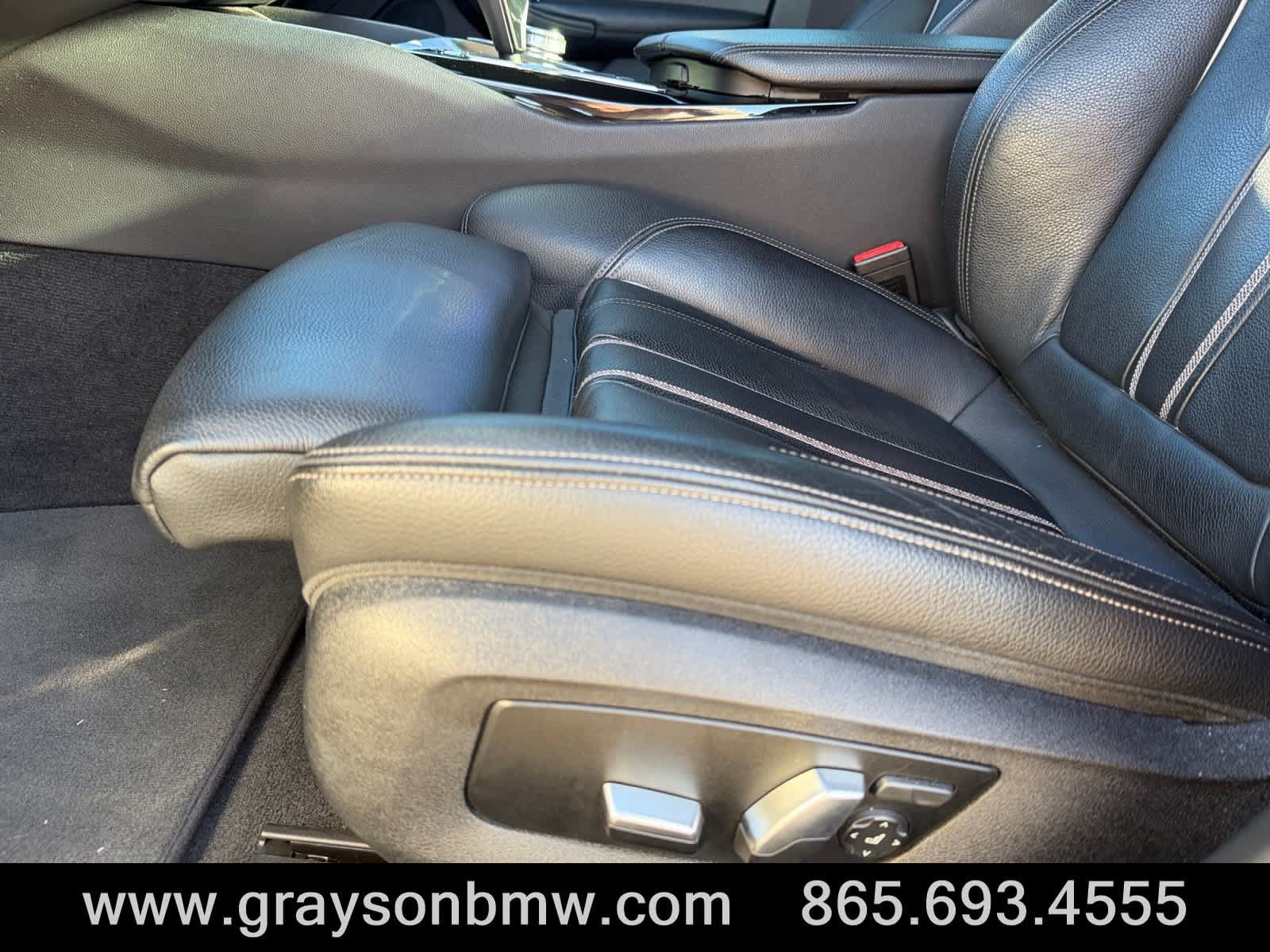 Used 2019 BMW 530i w/ Premium Package RWD image 11