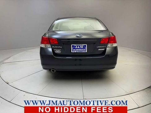 Used 2013 Subaru Legacy 2.5i Premium w/ All-Weather Pkg AWD/4WD image 4