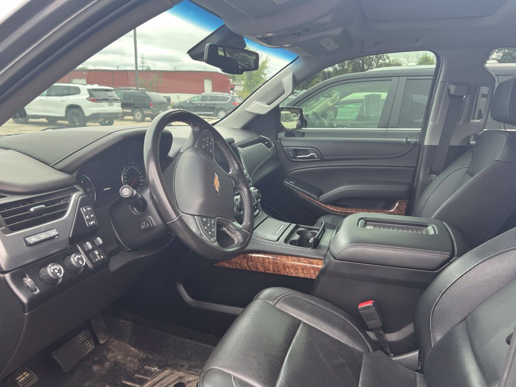 Used 2018 Chevrolet Tahoe Premier AWD/4WD image 10