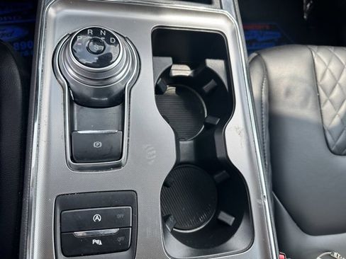 Certified 2024 Ford Edge Titanium image 15