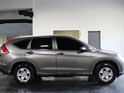 Used 2013 Honda CR-V LX image 2