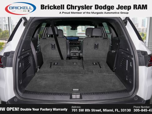 Used 2025 Buick Enclave Preferred FWD image 10