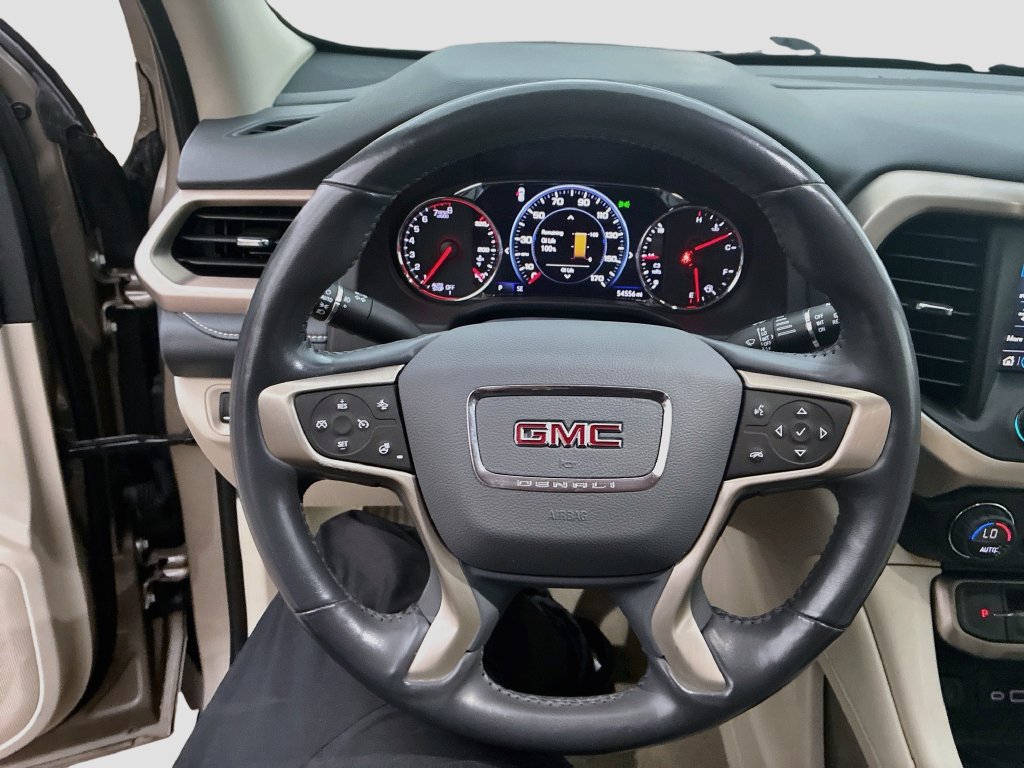 Used 2022 GMC Acadia Denali FWD image 11