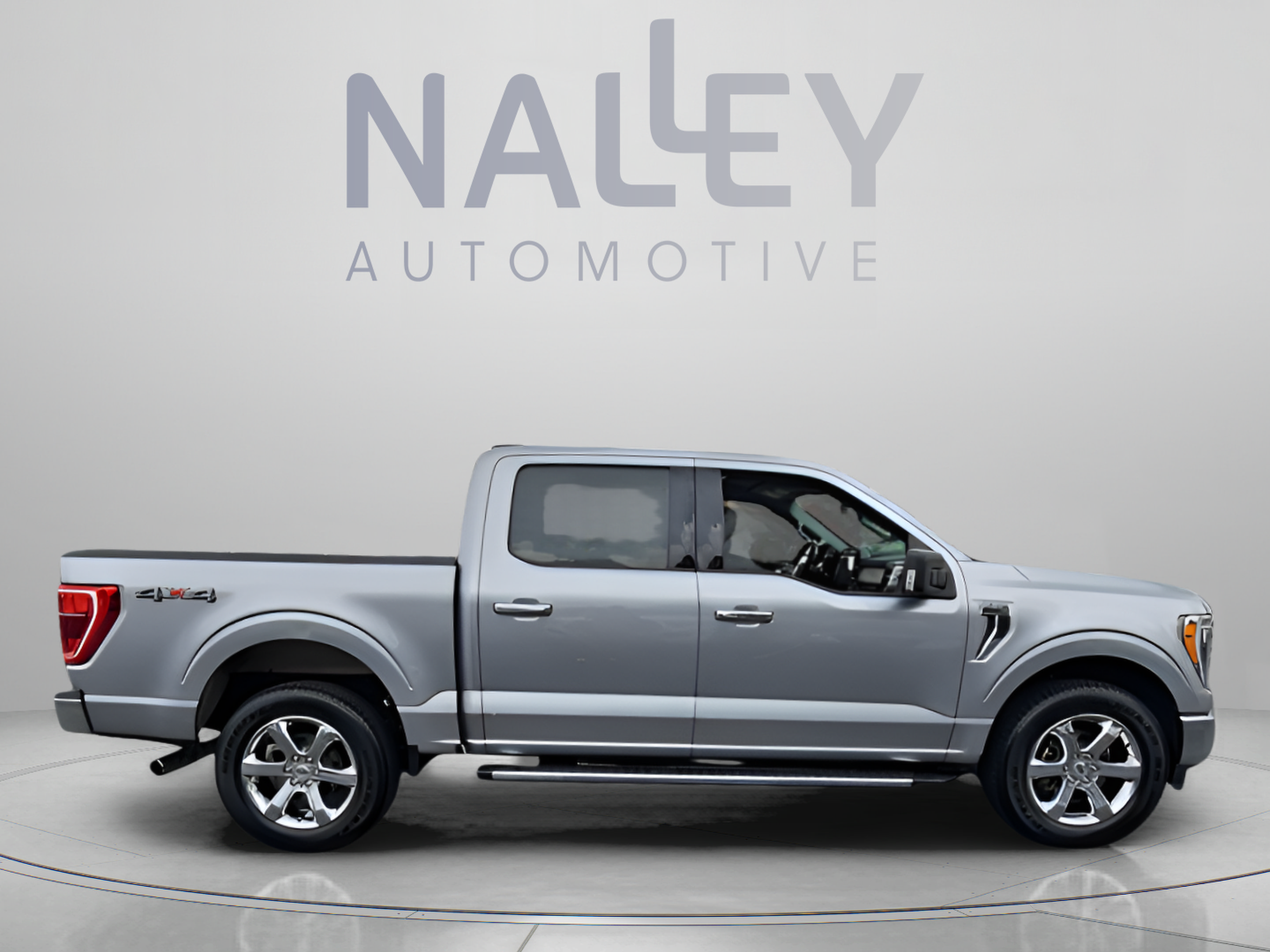 Used 2021 Ford F150 XLT w/ Equipment Group 302A High AWD/4WD image 6