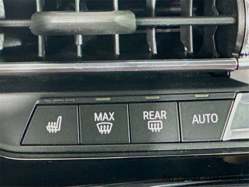 Used 2022 BMW Z4 M40i w/ Premium Package image 21