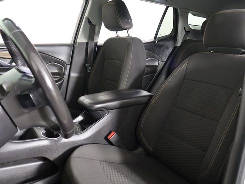 Used 2021 GMC Terrain SLE image 25