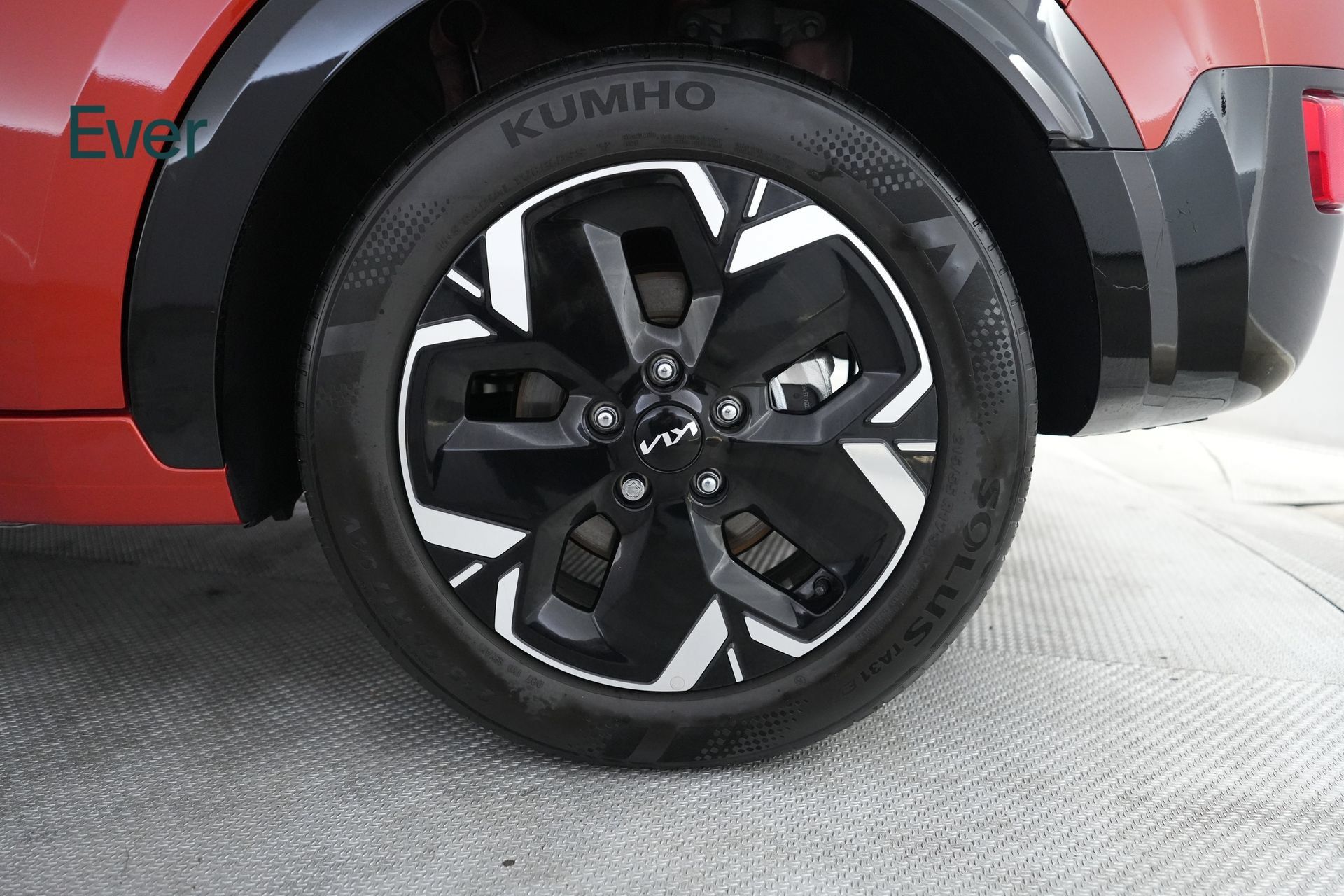 Used 2023 Kia Niro Wind FWD image 9