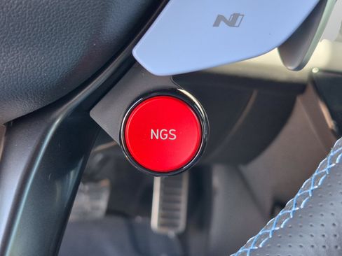 New 2026 Hyundai Elantra N FWD image 36