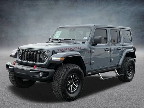 Used 2025 Jeep Wrangler Unlimited Rubicon image 8