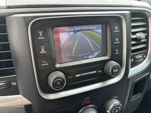 Used 2021 RAM 1500 Classic SLT AWD/4WD image 21